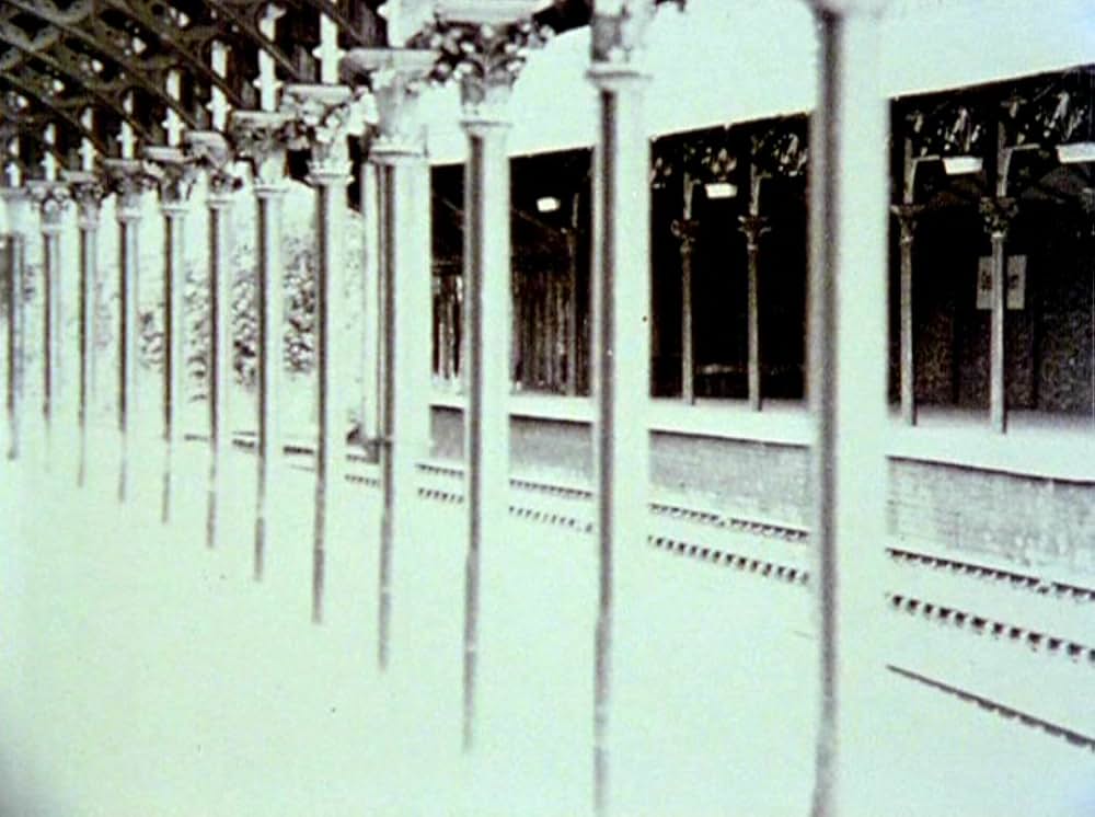 VERTICAL FEATURES REMAKEの画像