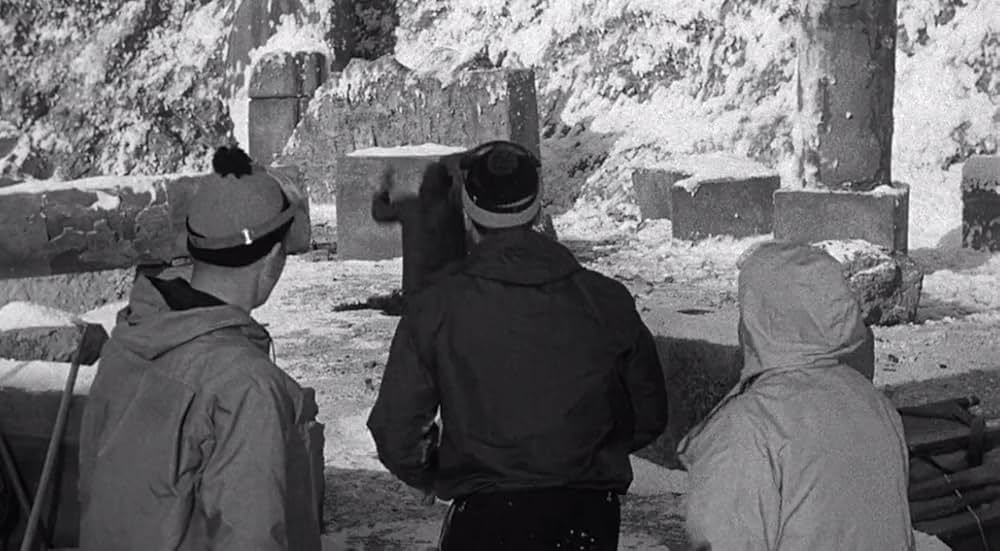 モグラ人間の叛乱の画像