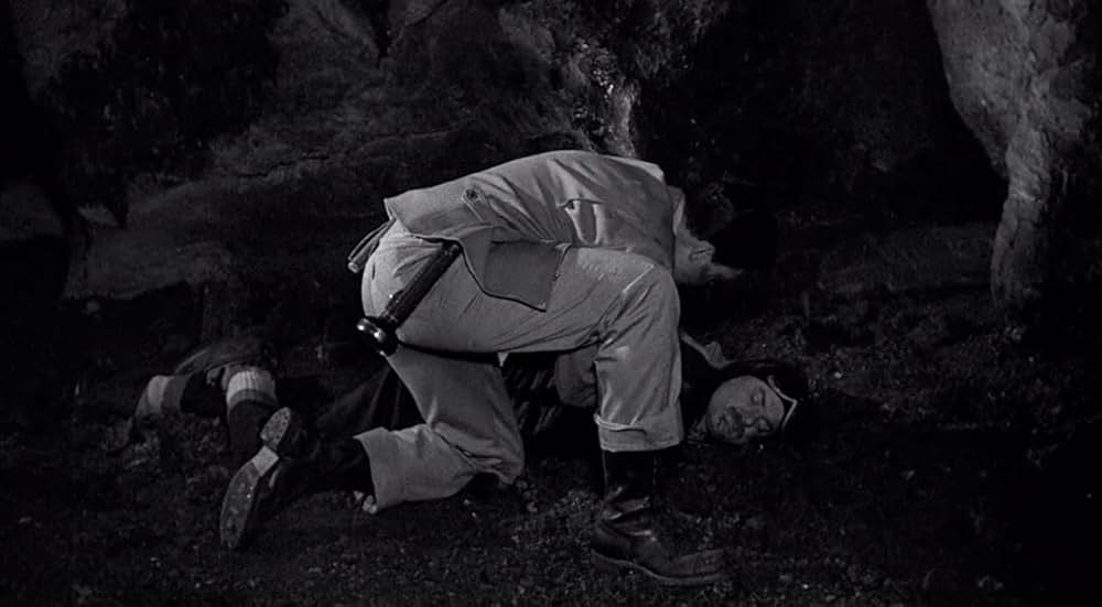 モグラ人間の叛乱の画像