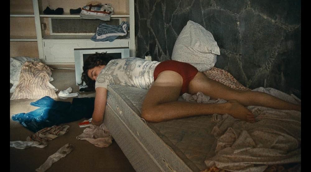 ジョルジュ・バタイユ ママンの写真