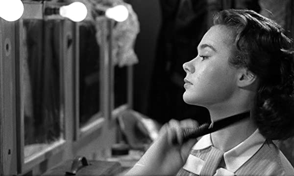 「年上の女」ローレンス・ハーベイ & ハーマイアニ・バドリー & ヘザー・シアーズ & シモーヌ・シニョレの画像