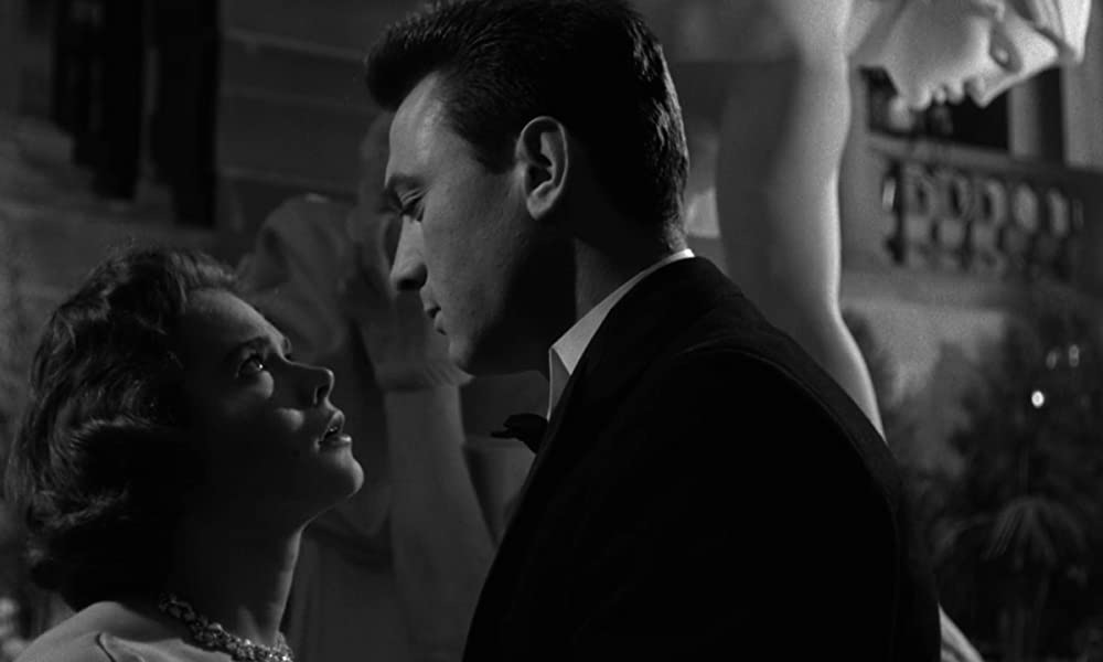 「年上の女」ローレンス・ハーベイ & ハーマイアニ・バドリー & ヘザー・シアーズ & シモーヌ・シニョレの画像