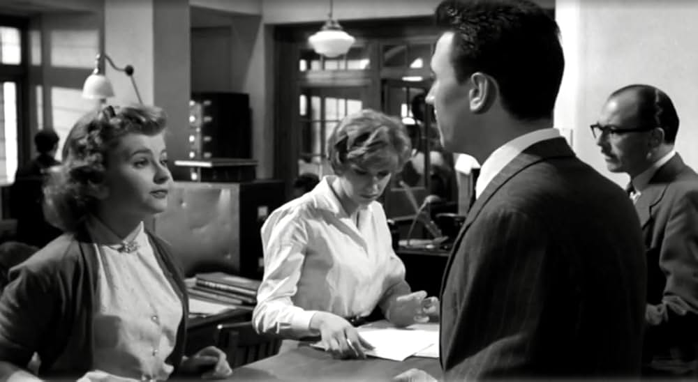 年上の女の画像