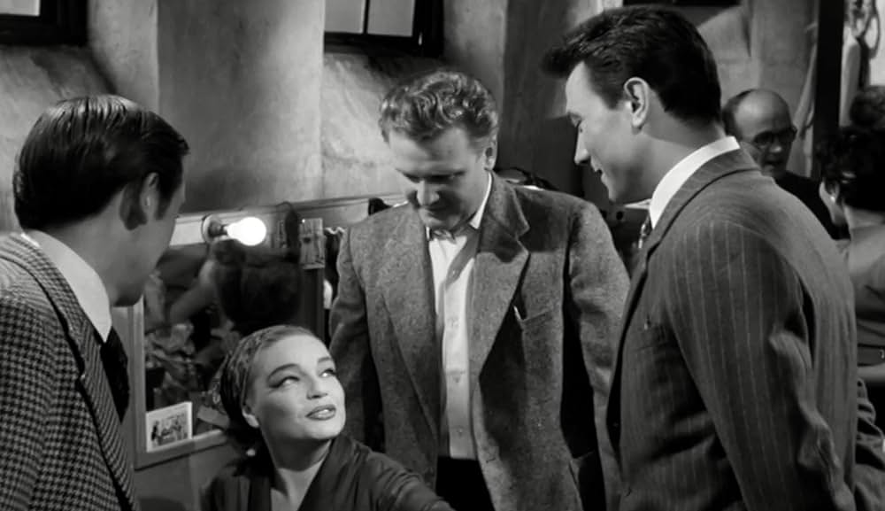 年上の女の画像