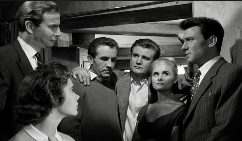 年上の女の画像