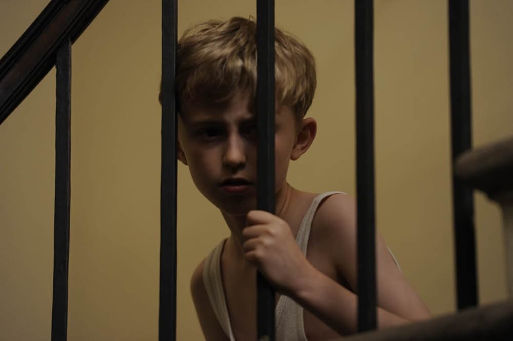 Tell It To The Bees（原題）の画像