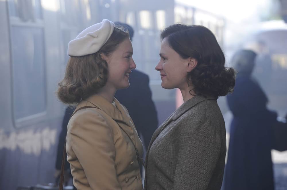 Tell It To The Bees（原題）の画像