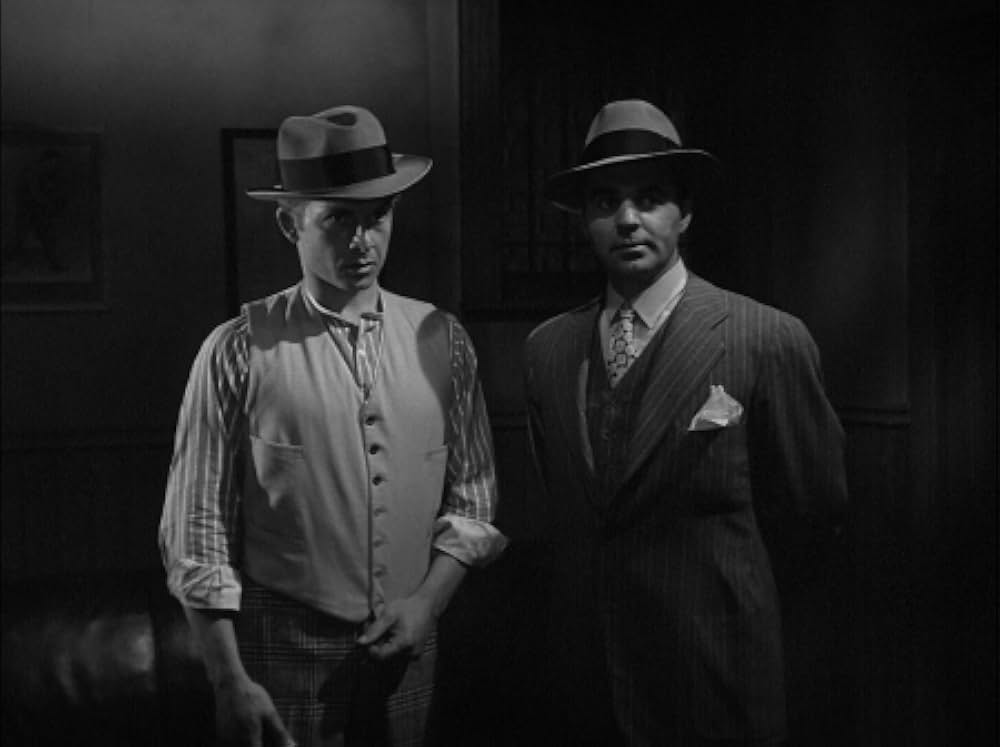 どてっ腹に穴をあけろの画像