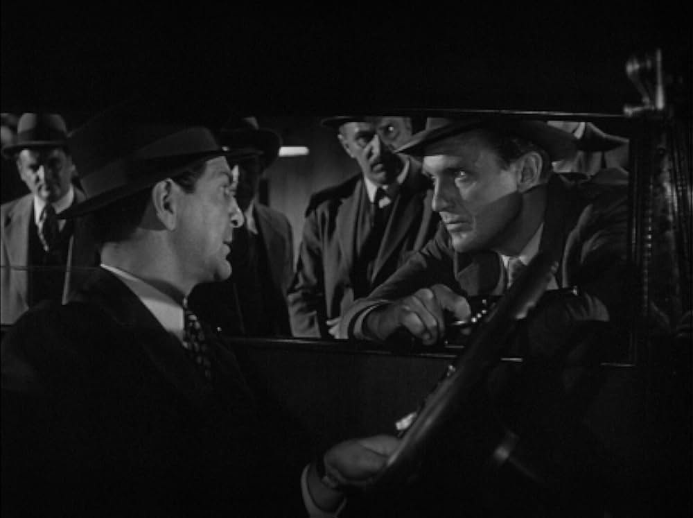 どてっ腹に穴をあけろの画像