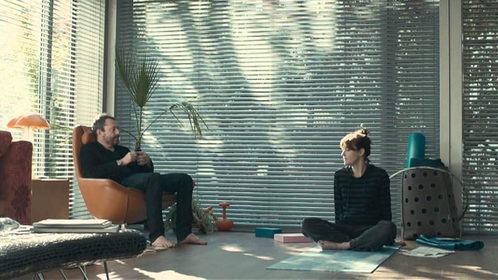 Exhibition（原題）の画像