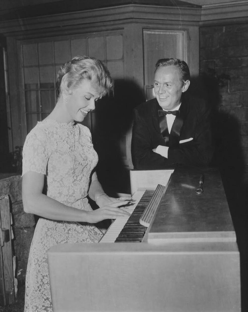 愛のトンネルの画像