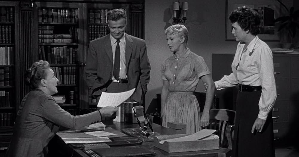 消された証人の画像