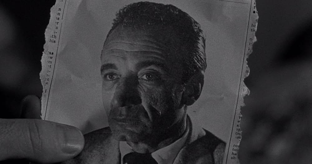 消された証人の画像