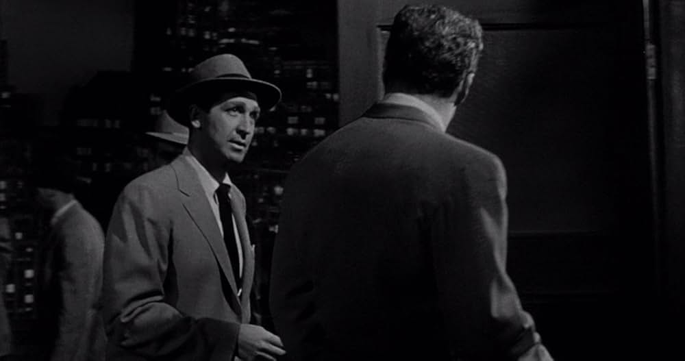 消された証人の画像