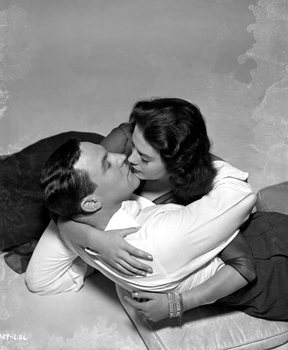 「初恋」ジーン・ケリー & ナタリー・ウッドの画像