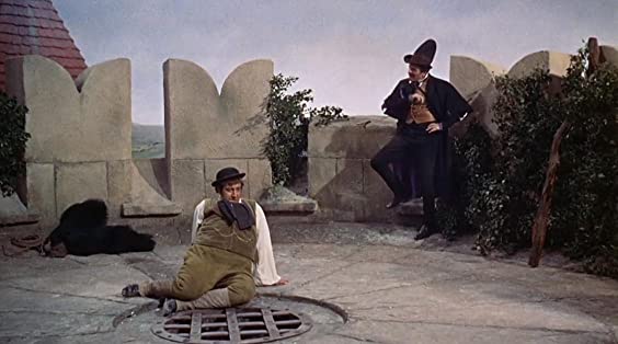 「親指トム」ピーター・セラーズ & Terry-Thomasの画像