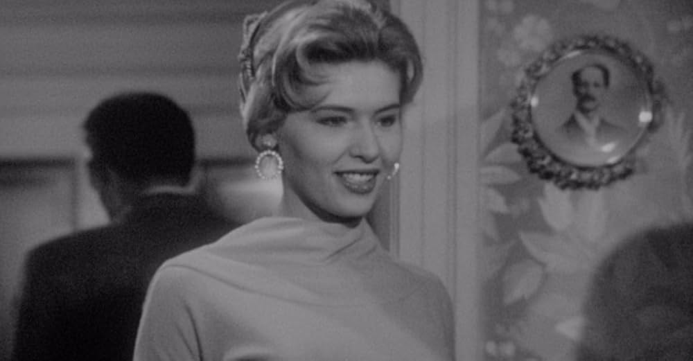 アトミック・ブレイン 大脳移植若返り法の画像