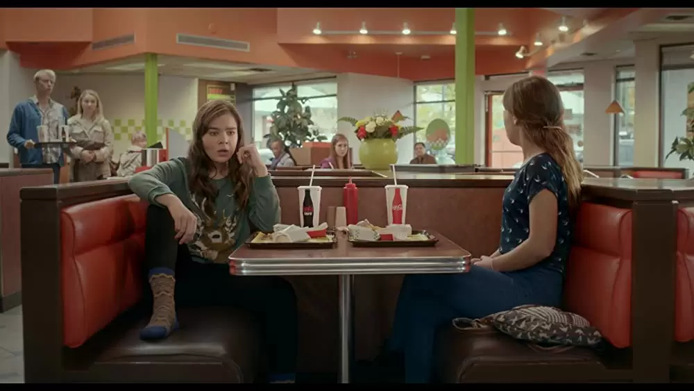 「スウィート17モンスター」ヘイリー・スタインフェルド & ヘイリー・ルー・リチャードソンの画像