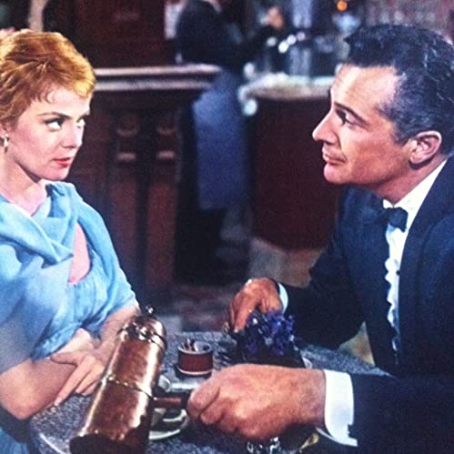 ある微笑の画像