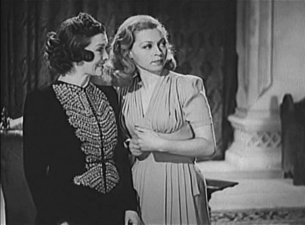 七つの錠のある扉の画像