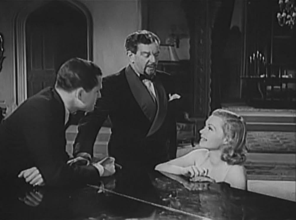 七つの錠のある扉の画像