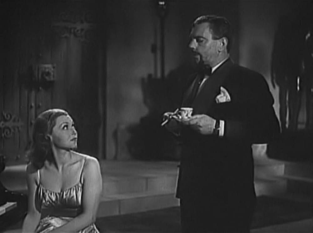 七つの錠のある扉の画像