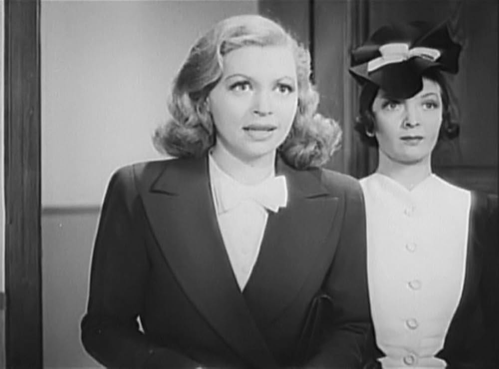 七つの錠のある扉の画像