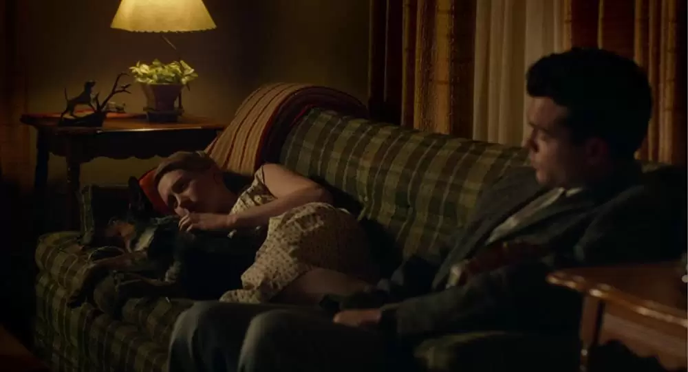 「ハリウッド・スキャンダル」オールデン・エアエンライク & タイッサ・ファーミガの画像