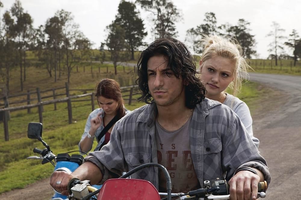 トゥモロー 僕たちの国が侵略されたらの画像