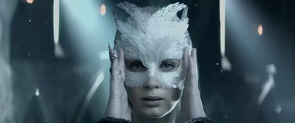 スノーホワイト 氷の王国の画像