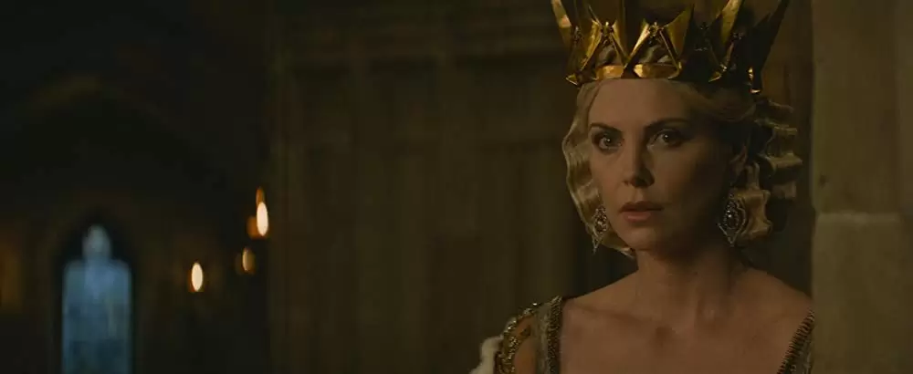 スノーホワイト 氷の王国の画像