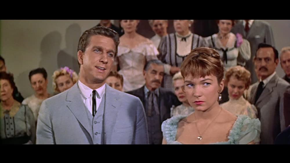 「縄張り」シャーリー・マクレーン & レスリー・ニールセンの画像