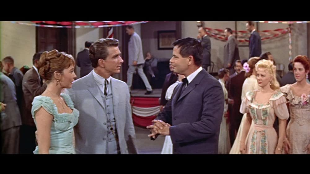 「縄張り」シャーリー・マクレーン & レスリー・ニールセン & グレン・フォードの画像