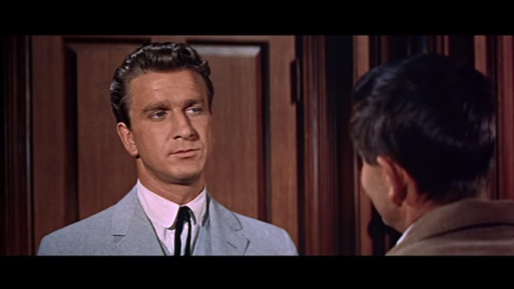 「縄張り」レスリー・ニールセンの画像