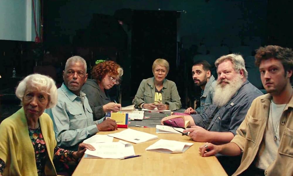 カーテンコールの灯の画像