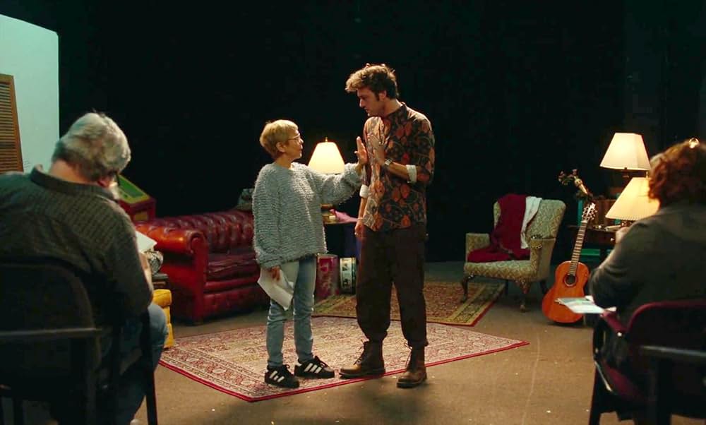 カーテンコールの灯の画像