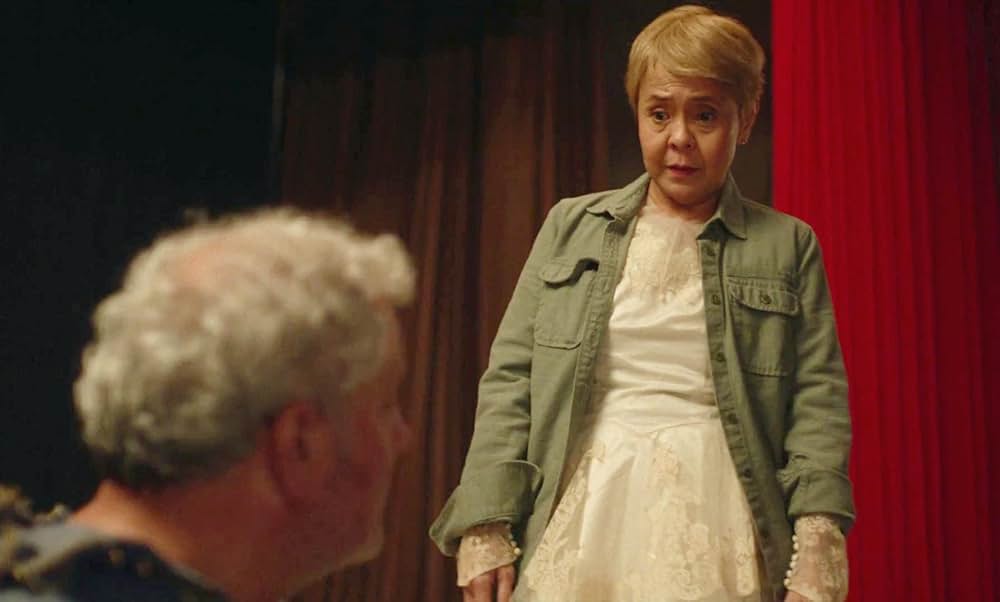 カーテンコールの灯の画像