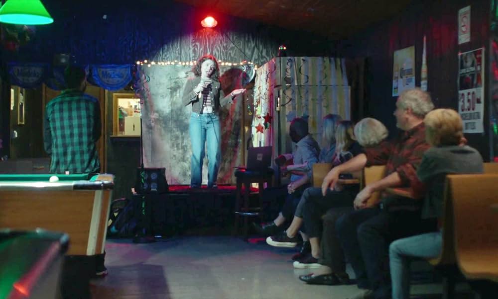 カーテンコールの灯の画像