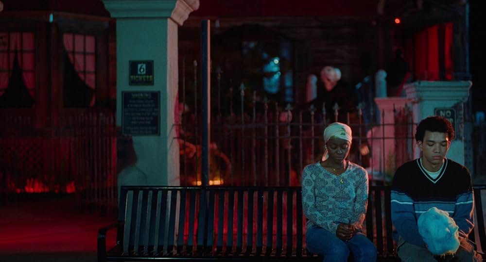 テレビの中に入りたいの画像