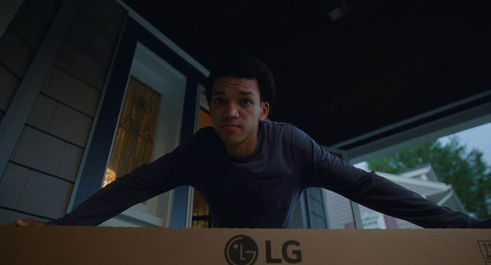 テレビの中に入りたいの画像