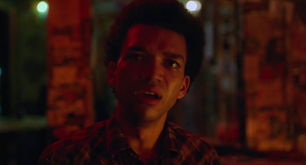 テレビの中に入りたいの画像