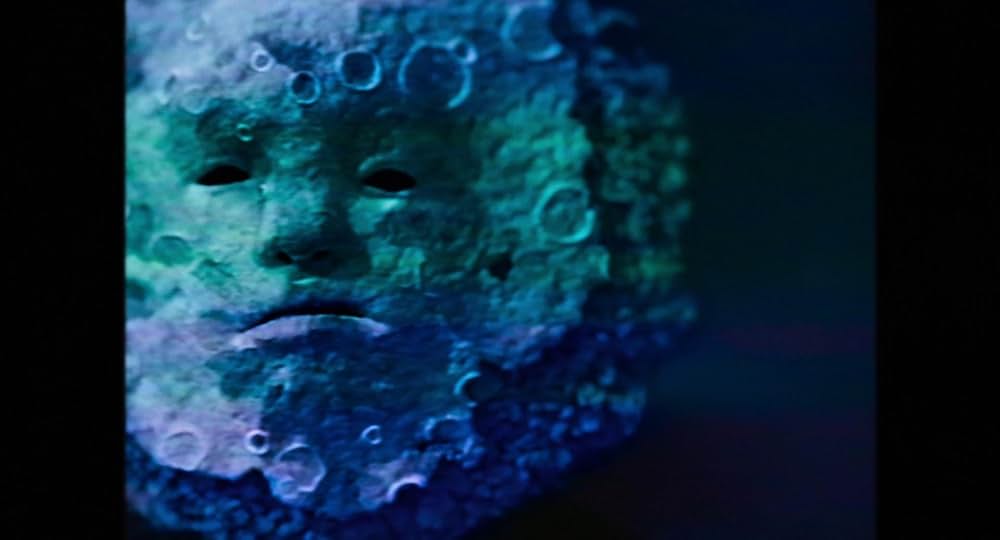 テレビの中に入りたいの画像