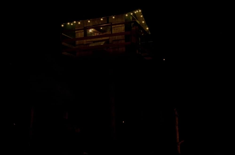 季節をめぐる小さな家の画像