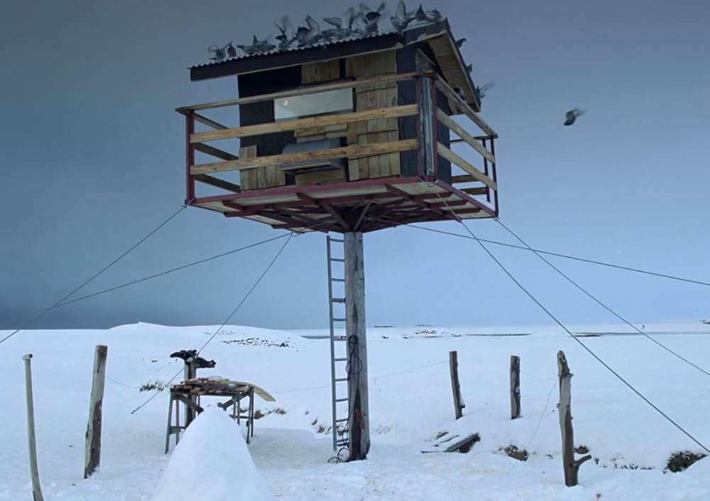 季節をめぐる小さな家の画像