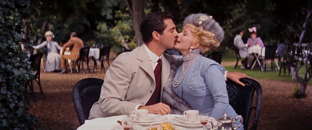 「恋の手ほどき」の画像