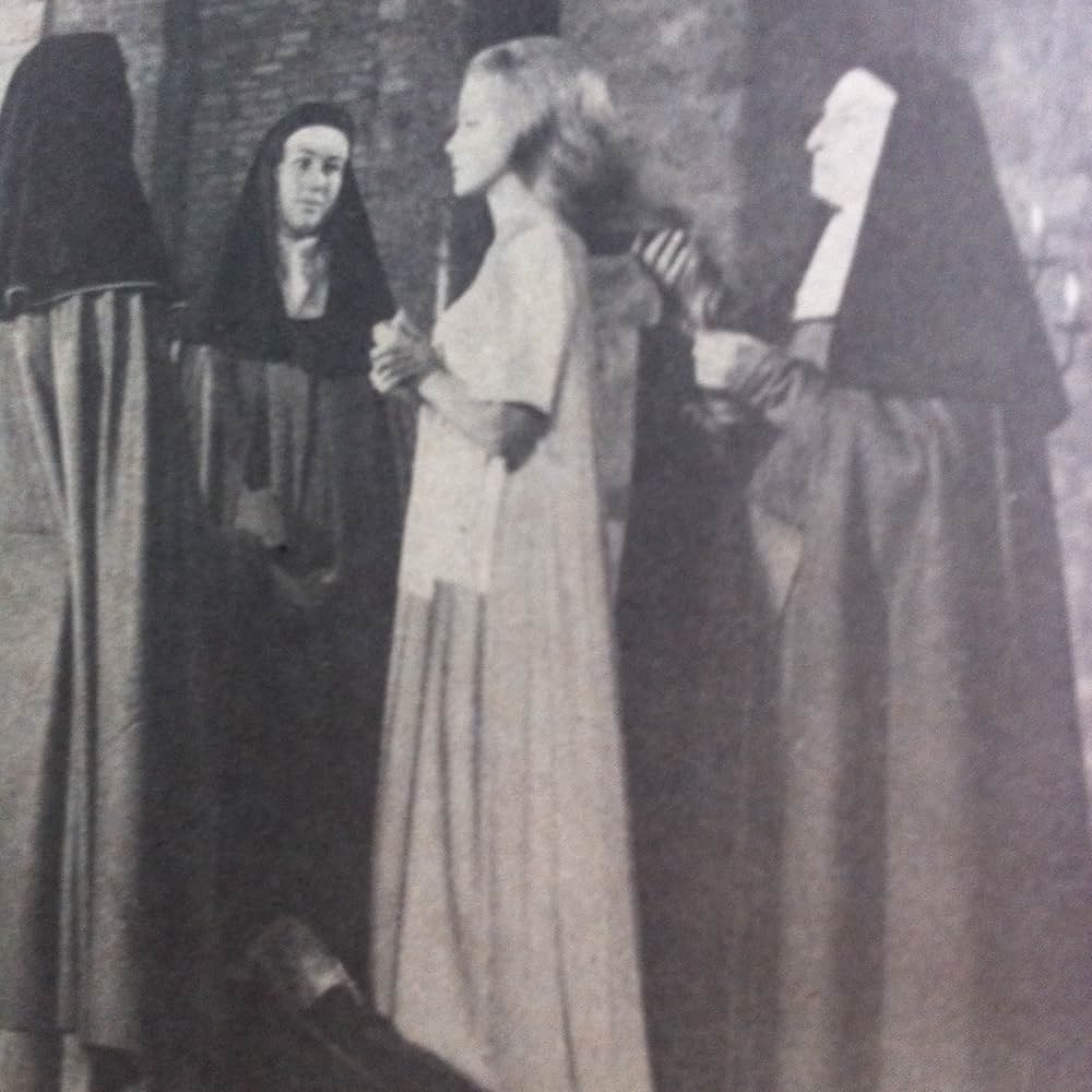 剣と十字架の画像