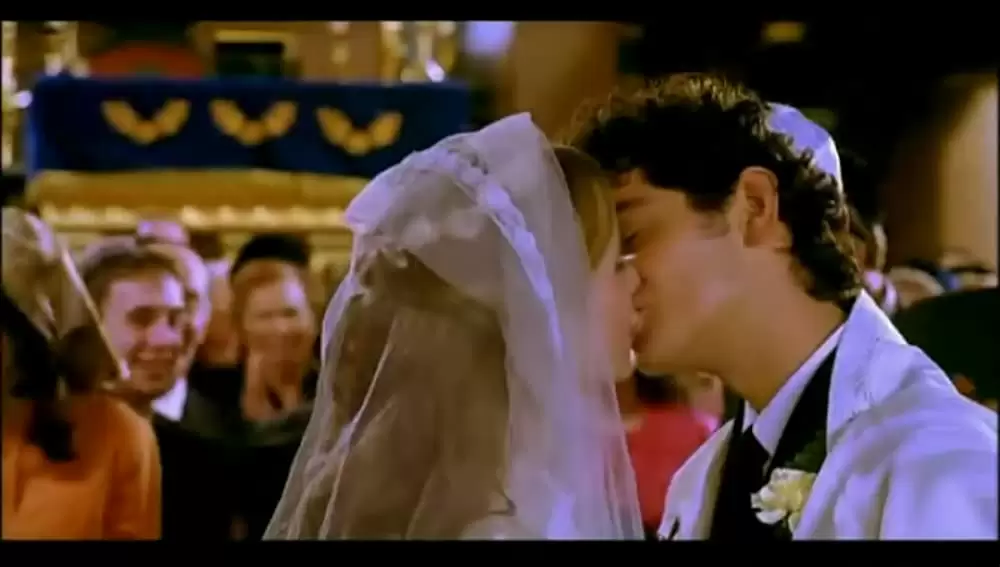 「ほんとうのジャクリーヌ・デュ･プレ」エミリー・ワトソン & ジェームズ・フレインの画像