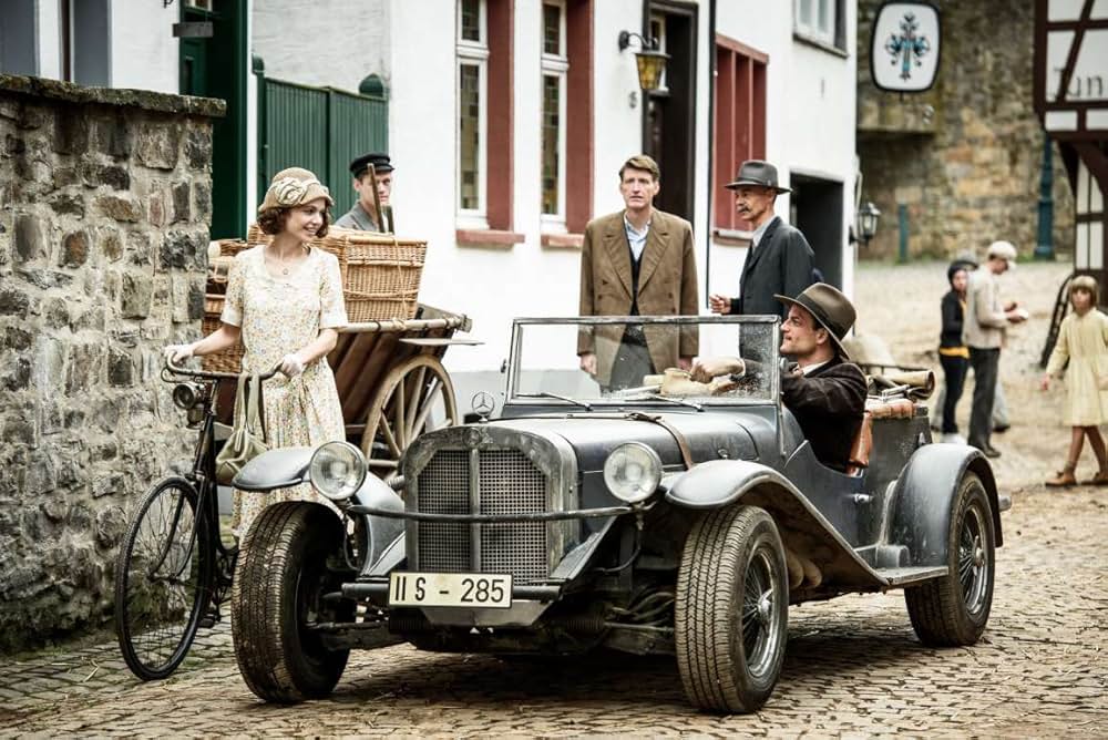 アディダスVSプーマ - 運命を分けた兄弟 -の画像