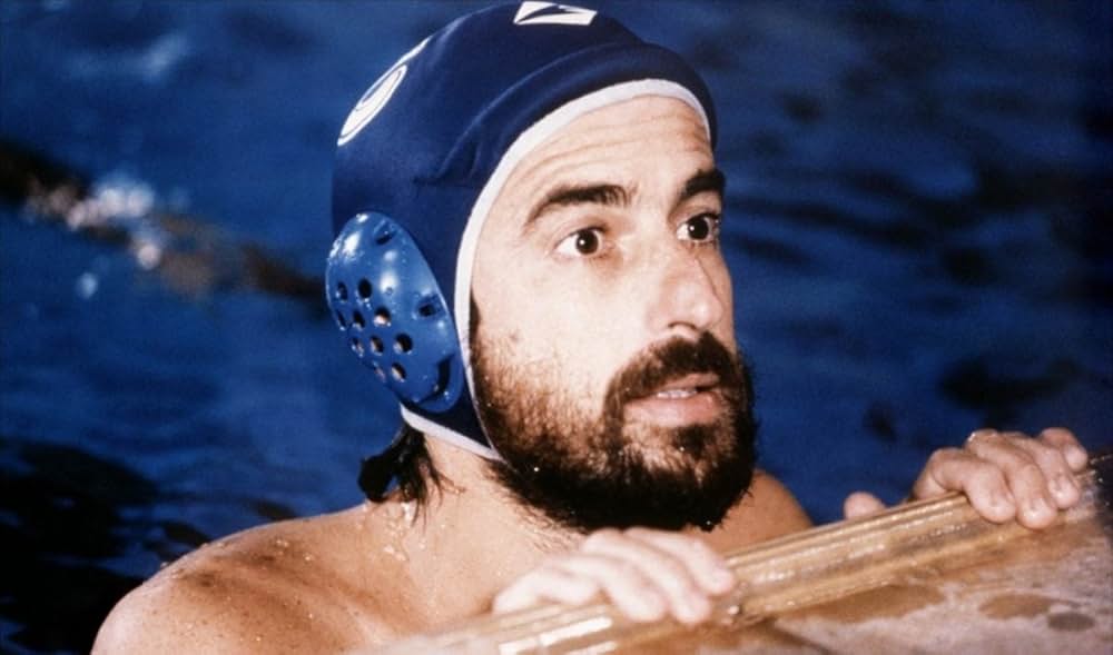 赤いシュートの画像