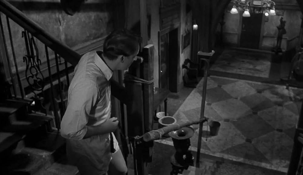 戦慄の殺人屋敷の画像